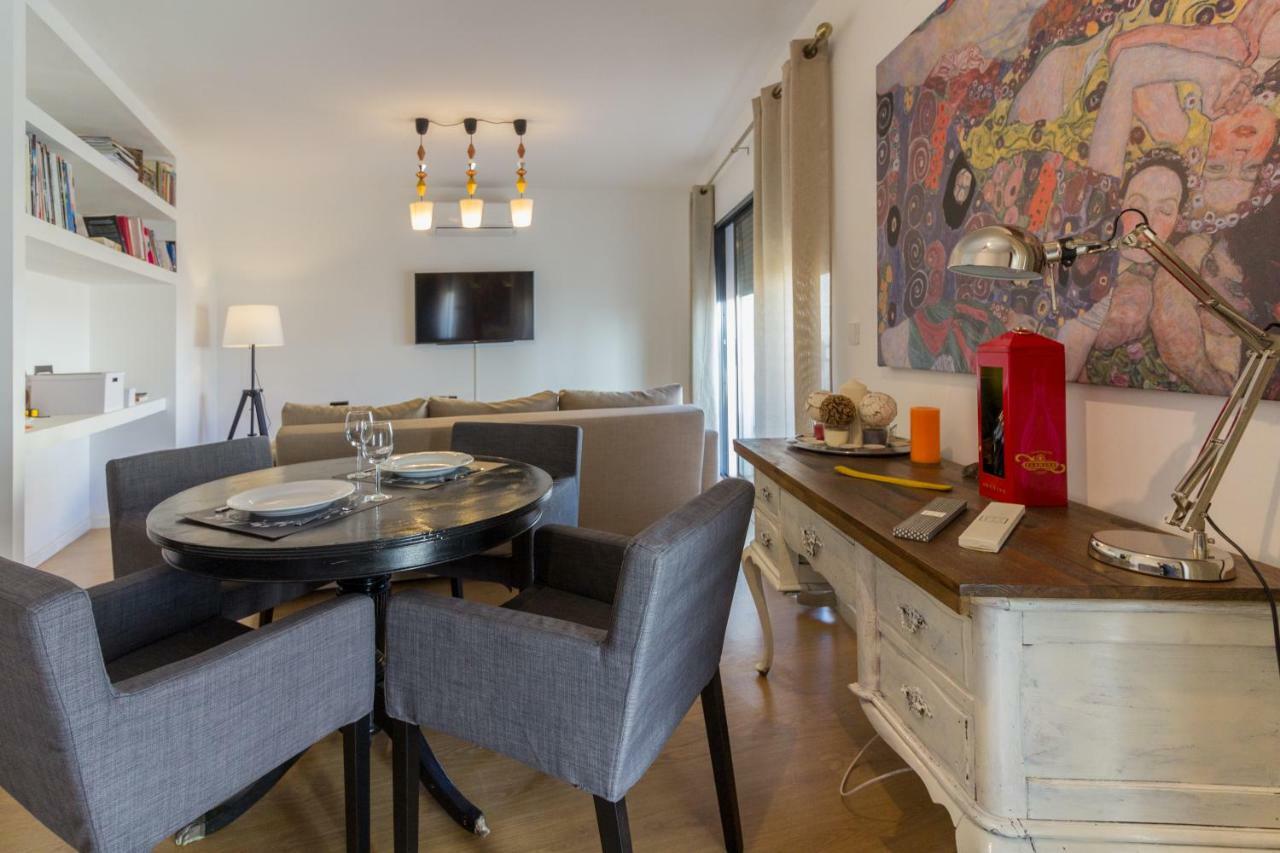 Condominio Ondas Do Mar -Coastal Comfort- โอลเญา ภายนอก รูปภาพ